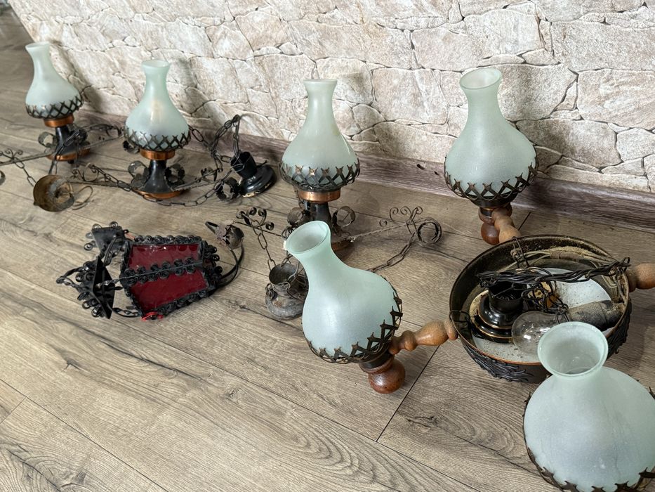 Stary zestaw oswietleniowy