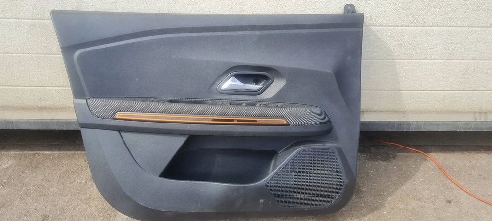 Dacia Sandero Iii Stepway Boczek Drzwi Lewy przód Europa 2021 R