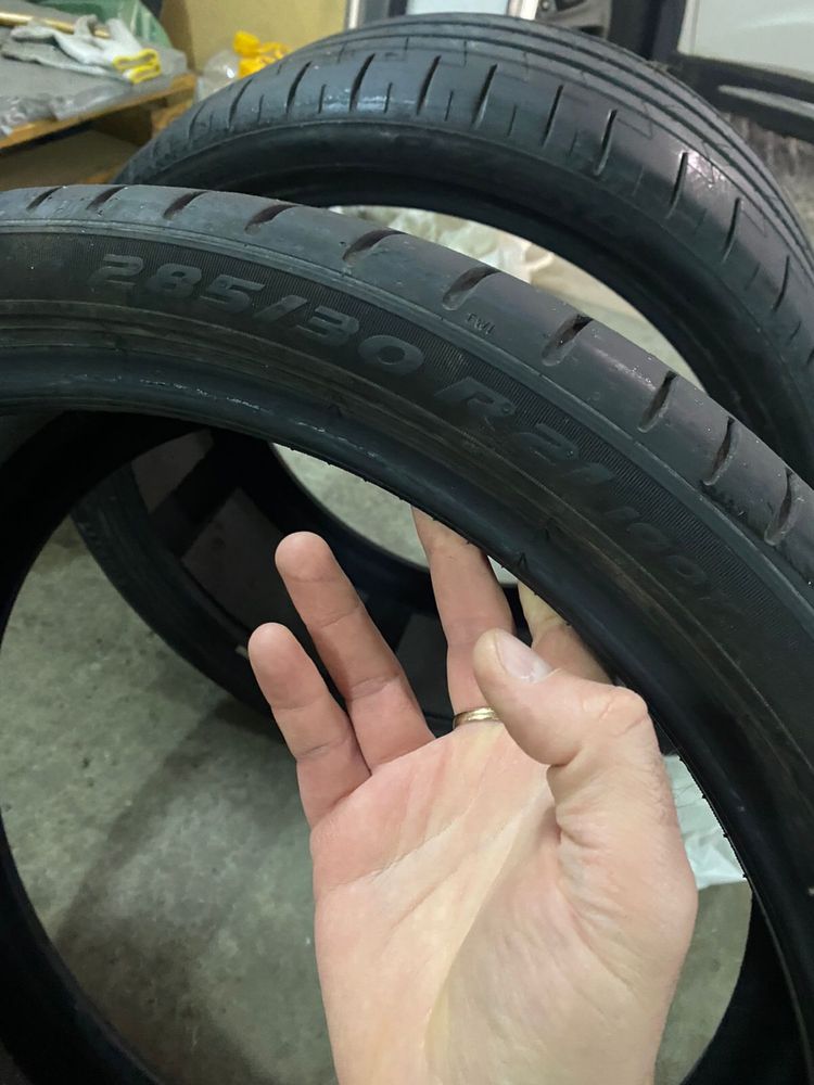 Pirelli 285/30 R21 100Y,  285/45 R21 113Y XL