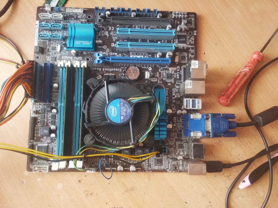 Материнская плата Asus P8H67-M PRO