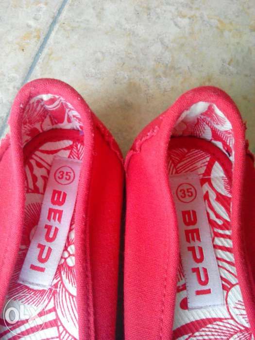Sapatos Beppi n 35. Novos