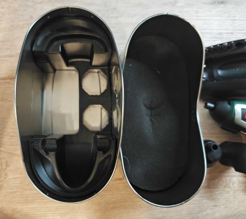 Wkrętarka Bosch IXO - uszkodzona, komplet