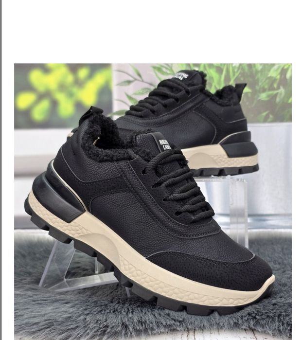 Жіночі кросівки Зима