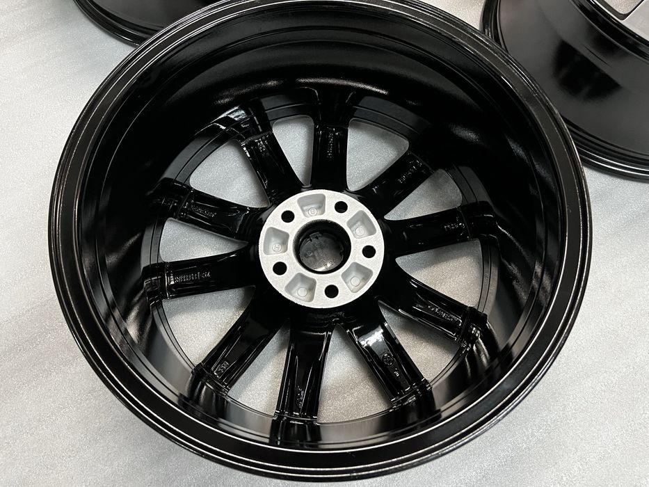 FELGI 17 5x112 ET47 Volkswagen Passat B6 B7 B8 Golf Jetta Leon Octavia