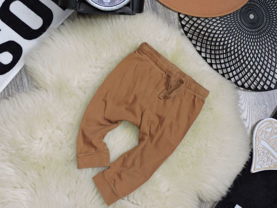 H&M - karmelowe bawełniane spodnie r 68