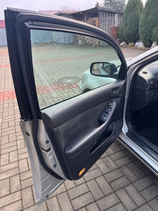 Toyota Avensis 2.0 D4D для ЗСУ