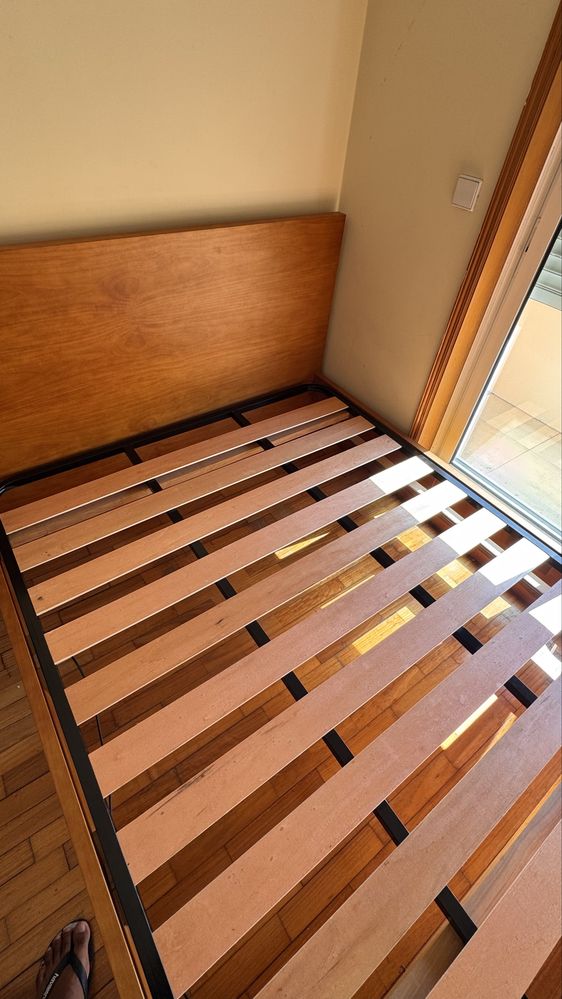 Cama com excelentee