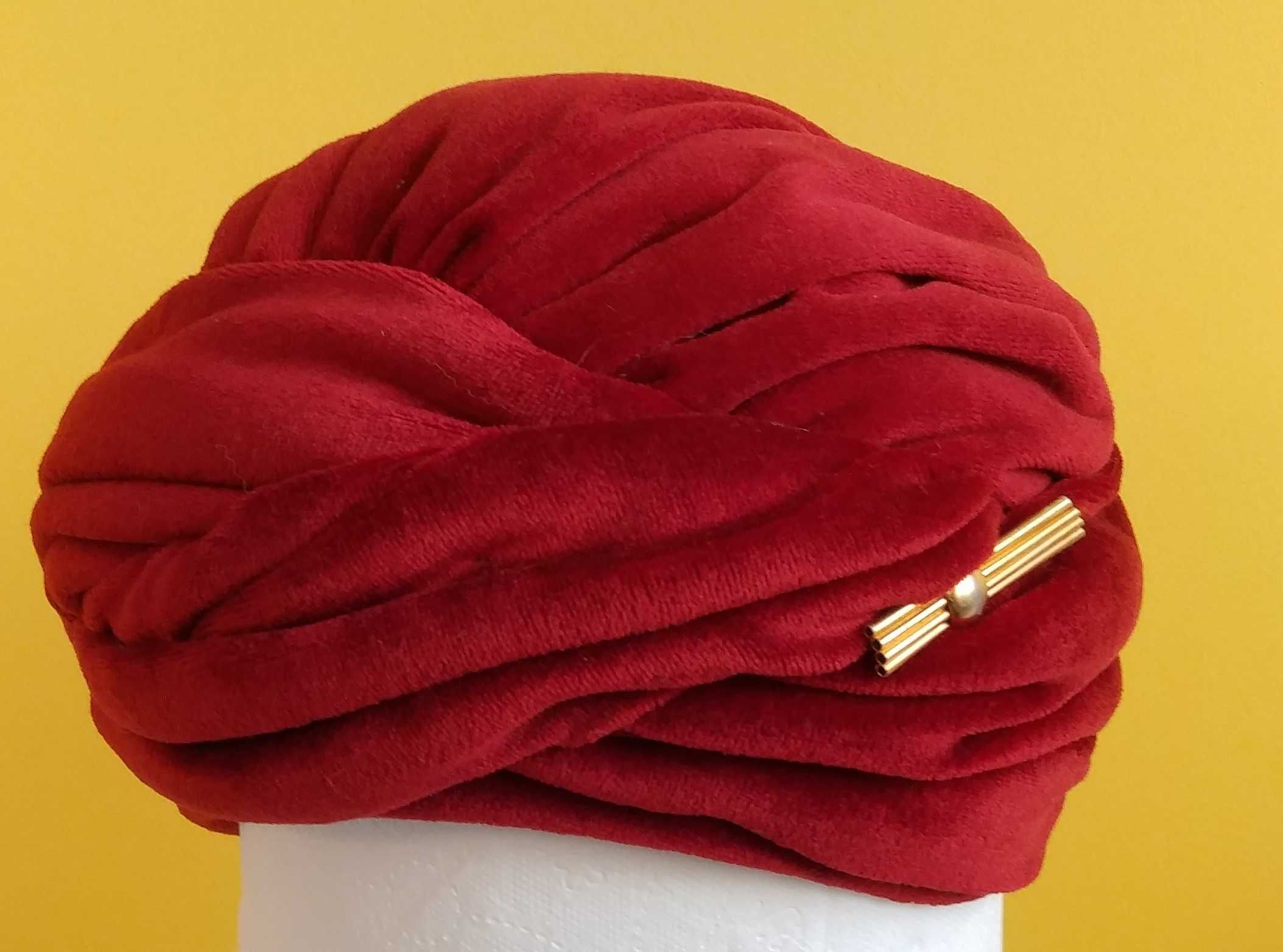 Czapka turban z aksamitu