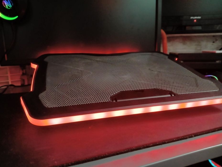 Podkładka chłodząca pod laptopa