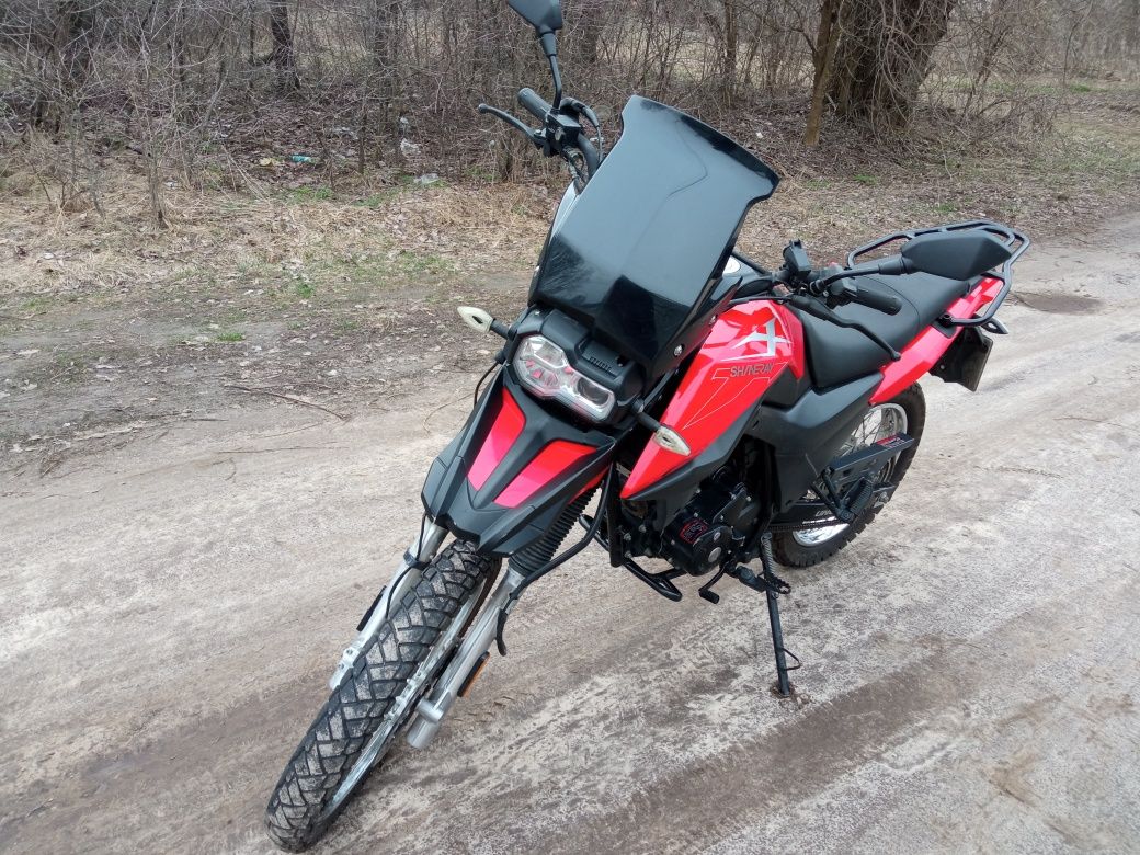 Продам мотоцикл Shineray X-trail 200