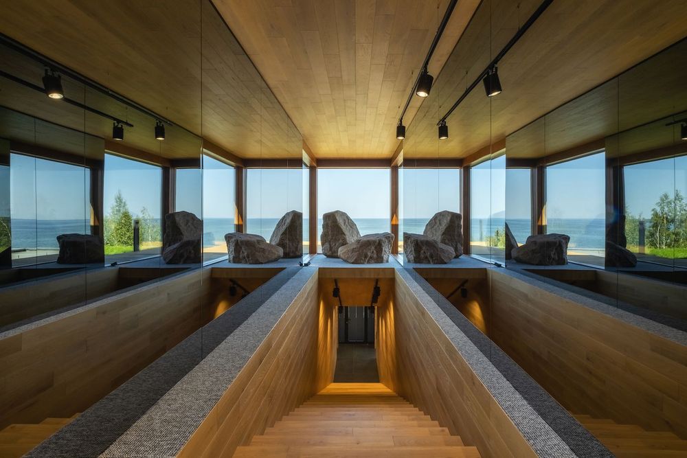 Дом-бункер Джеймса Бонда от KAGER на Киевском море за btc. Свой пляж!