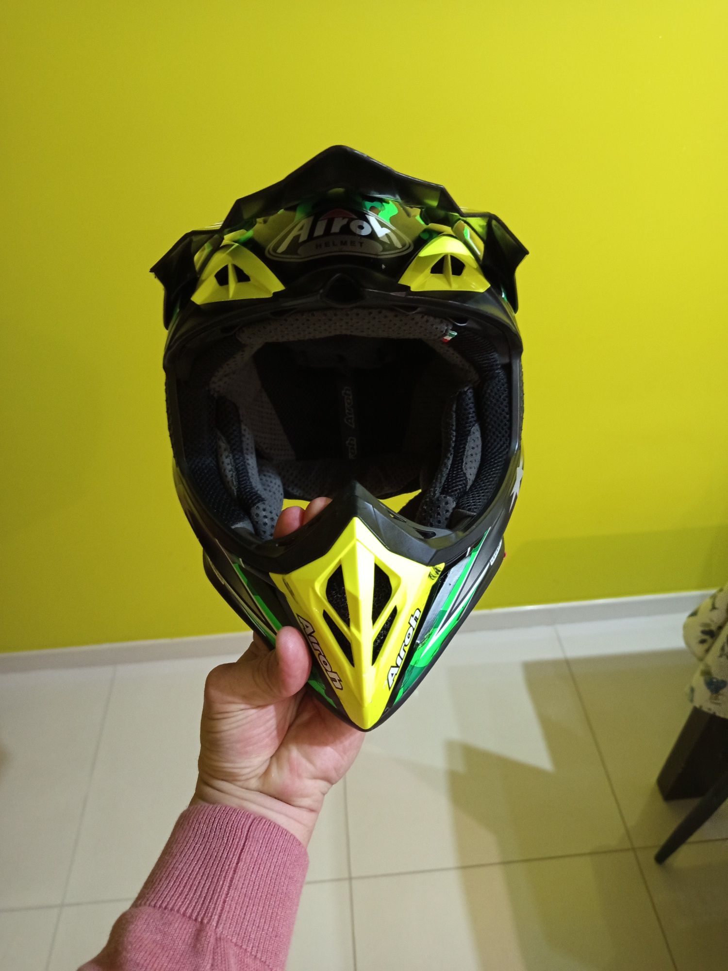 Capacete Airoh aviator 2.2 carbon