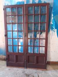 Portas e janelas usadas madeira