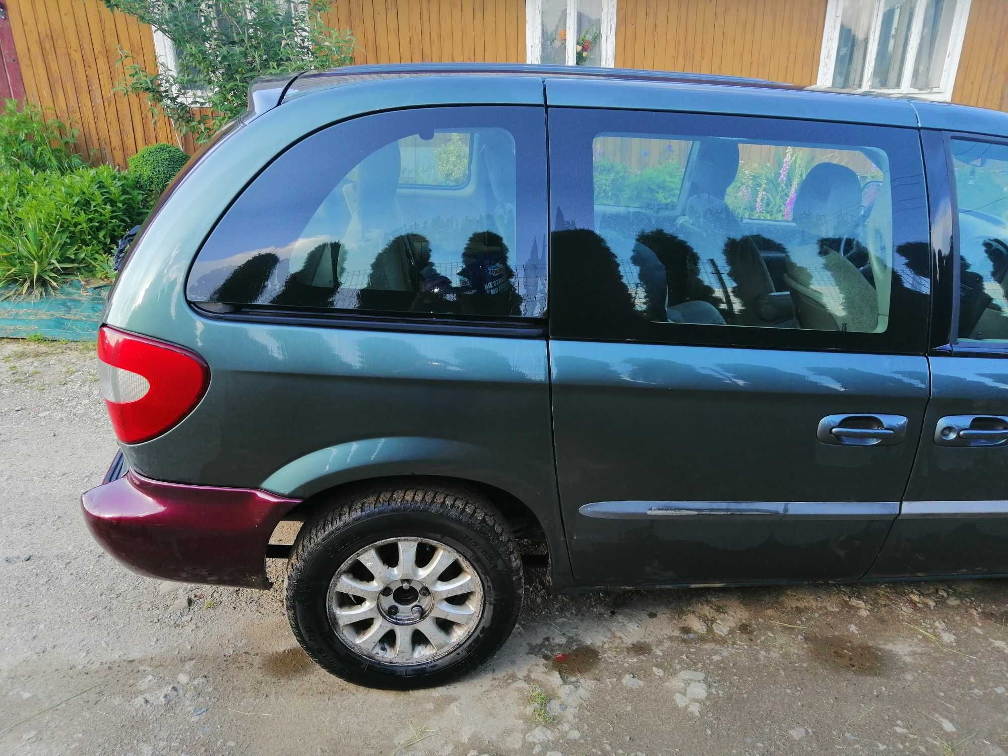 Lampa przednia chrysler voyager