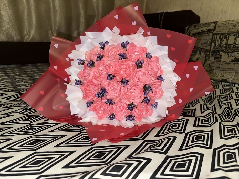 Букети з атласних стрічок