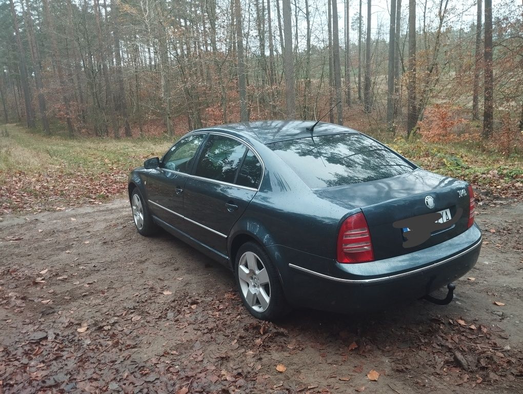 Skoda Superb 2.5 TDI long