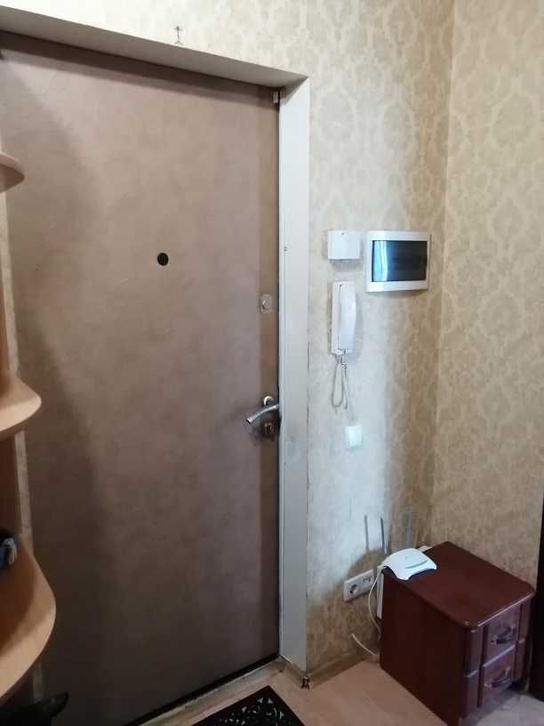 2к роздільна на Виноградарі Ужвій 8 поряд проспект Правди та Свободи