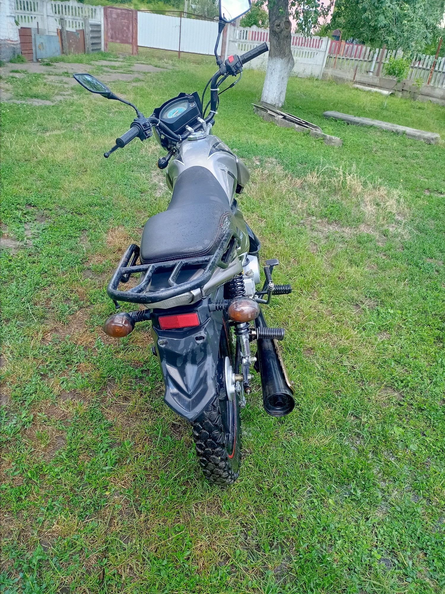 Продам мотоцикл Spark125c-2c