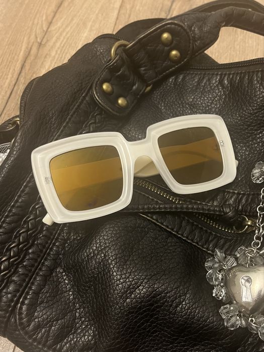 okulary przeciwsloneczne