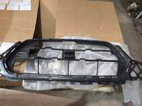 Grill atrapa wzmocnienie zderzaka kratka środkowa Ford Transit MK8 OEM