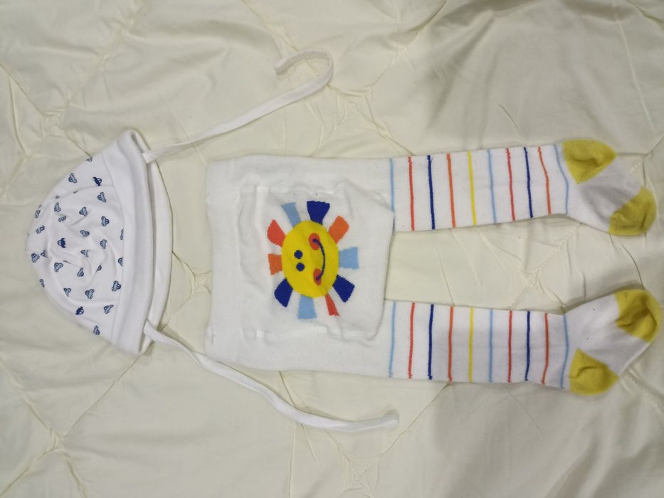 Шапочка на зав'язки (62-68) та колготки (50-56), ціна за все