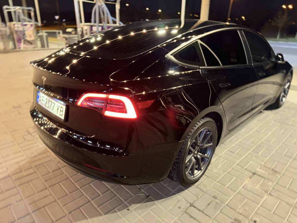 Tesla Model 3 2022 RWD Терміново!!