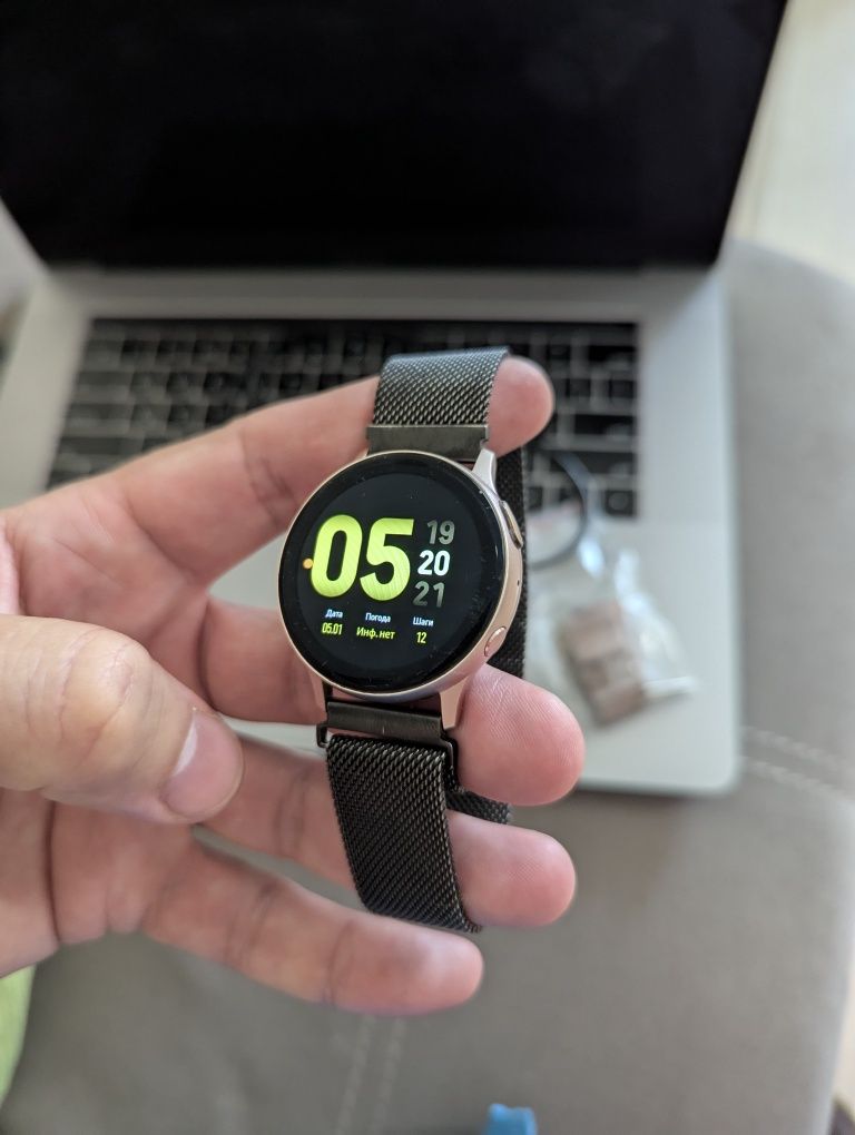 Samsung galaxy watch active 2 смарт годинник 40 мм