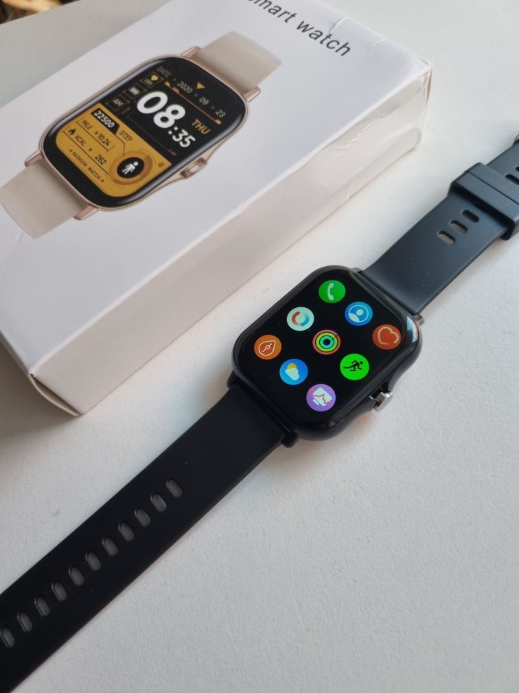 Smartwatch czarny