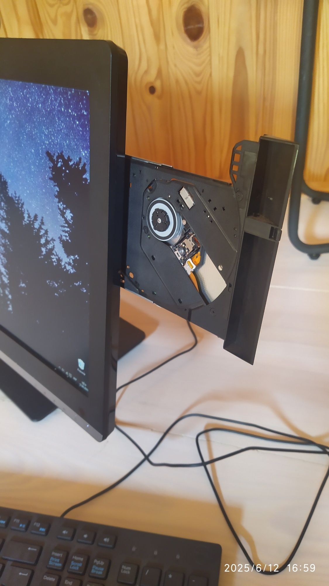 Моноблок Asus  All-in-One ЕТ2032І