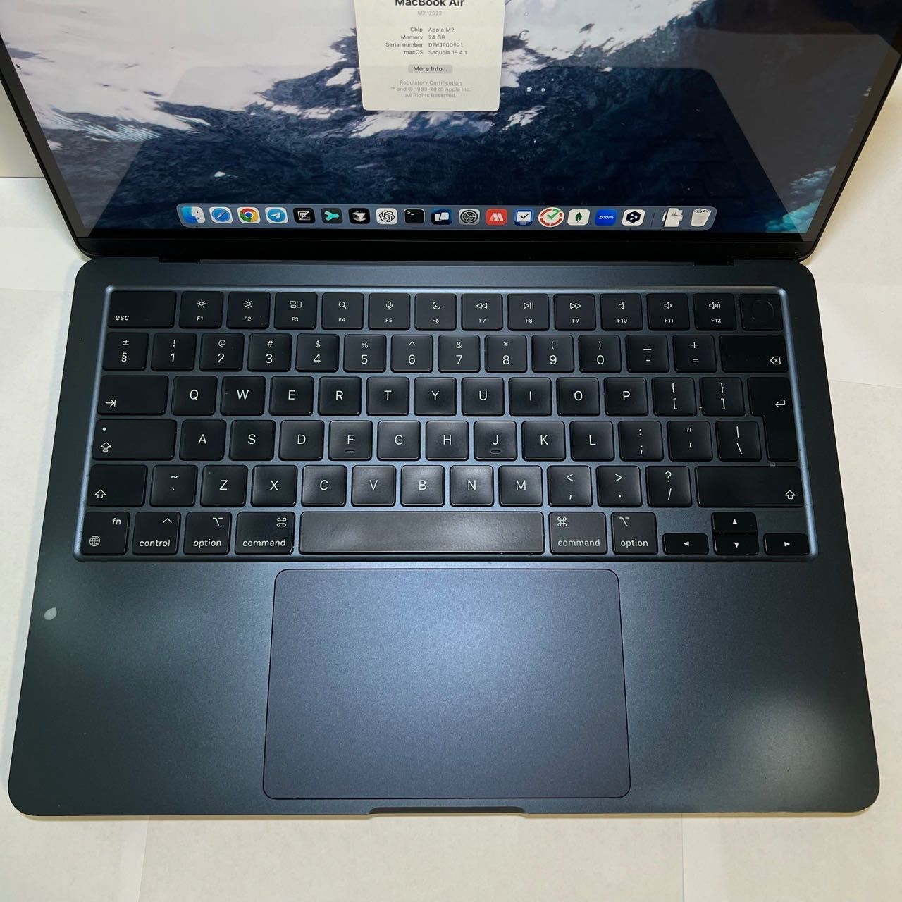 MacBook Air M2 / 24GB RAM / 512GB SSD / Midnight – prywatnie