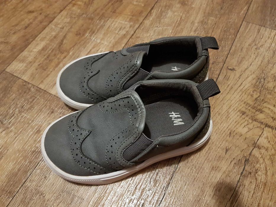 Buciki chłopięce h&m wsuwane r.24