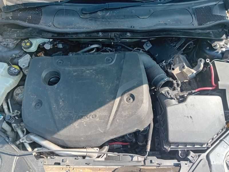 Бампер та інше Volvo V40 розборка