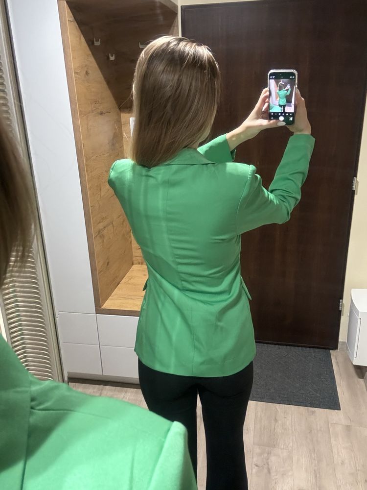 Zielona elegancka marynarka żakiet S butik smart casual