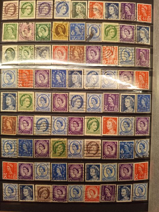 Zestaw starych znaczków Królowa Elżbieta