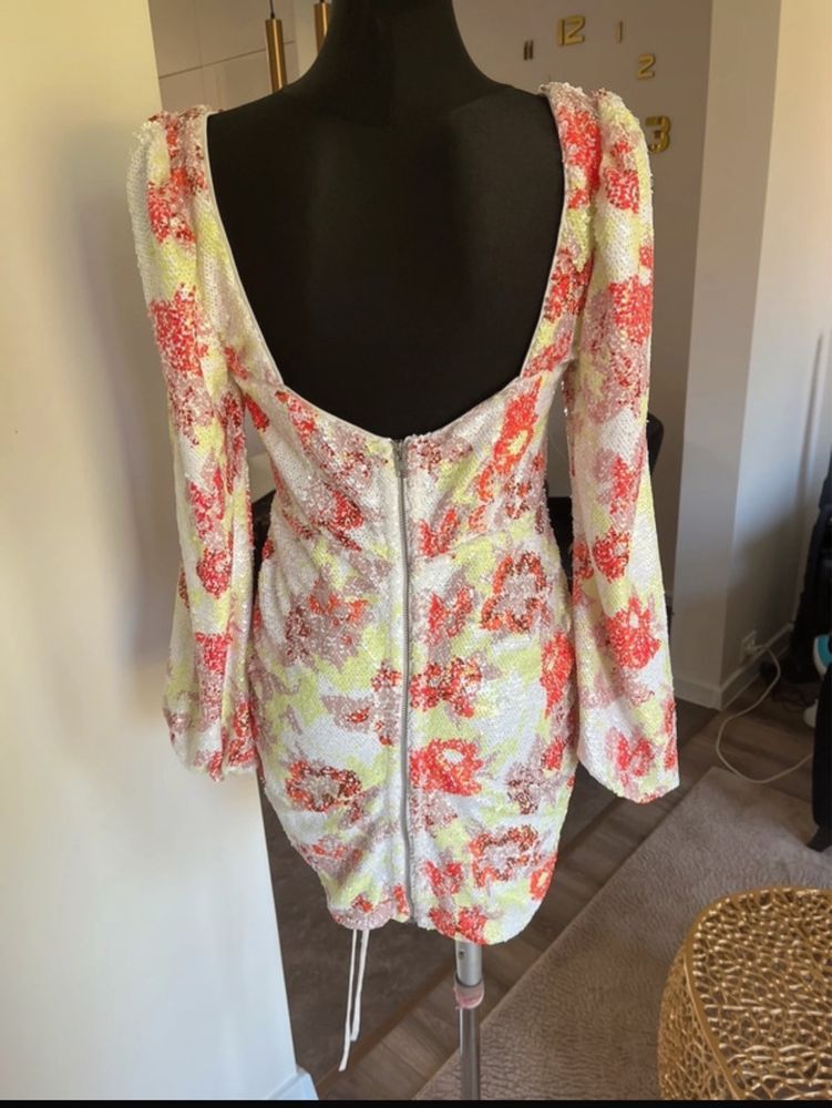 Cekinowa sukienka mini gorsetowa bufki kwiaty drapowana s 36 asos luxe