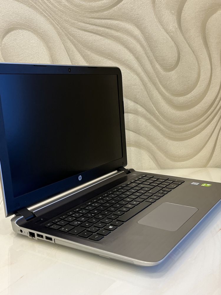 Ігровий ноутбук HP Pavilion 15