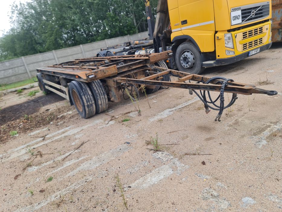 Przyczepa do kontenerow . Polkon 2008 rok .