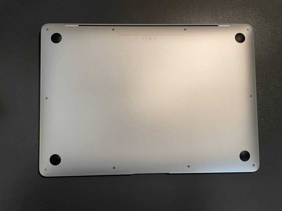 MacBook Air 13  2020 Apple M1 8Gb SSD 250Gb