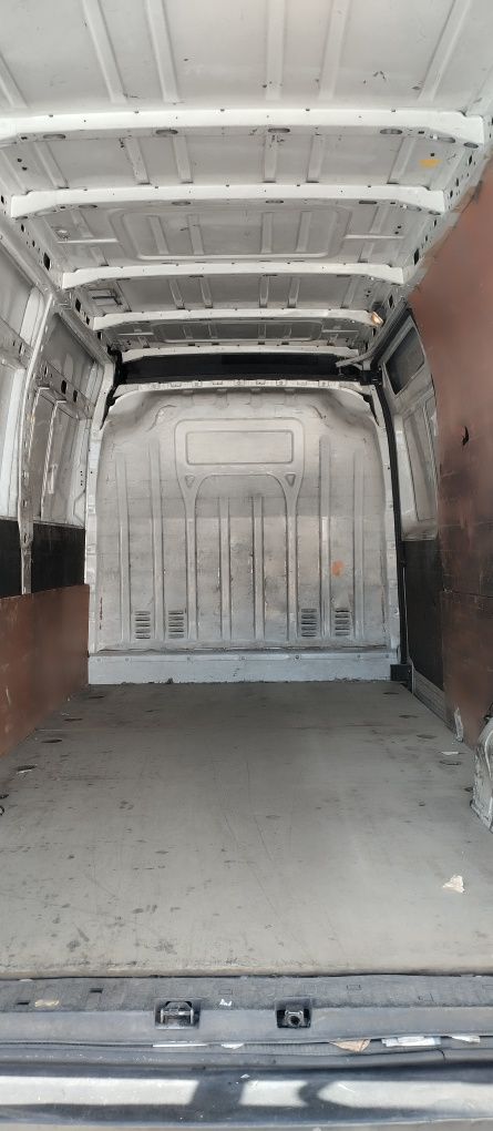 Gomes Transportes - Mudanças e Fretes em Gerais