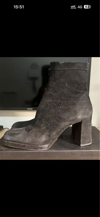 Black JFK boots.
