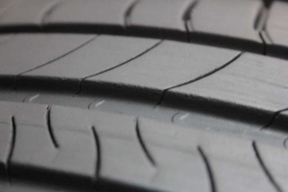 205/55/16 Michelin Energy Saver + 205/55 R16 91H