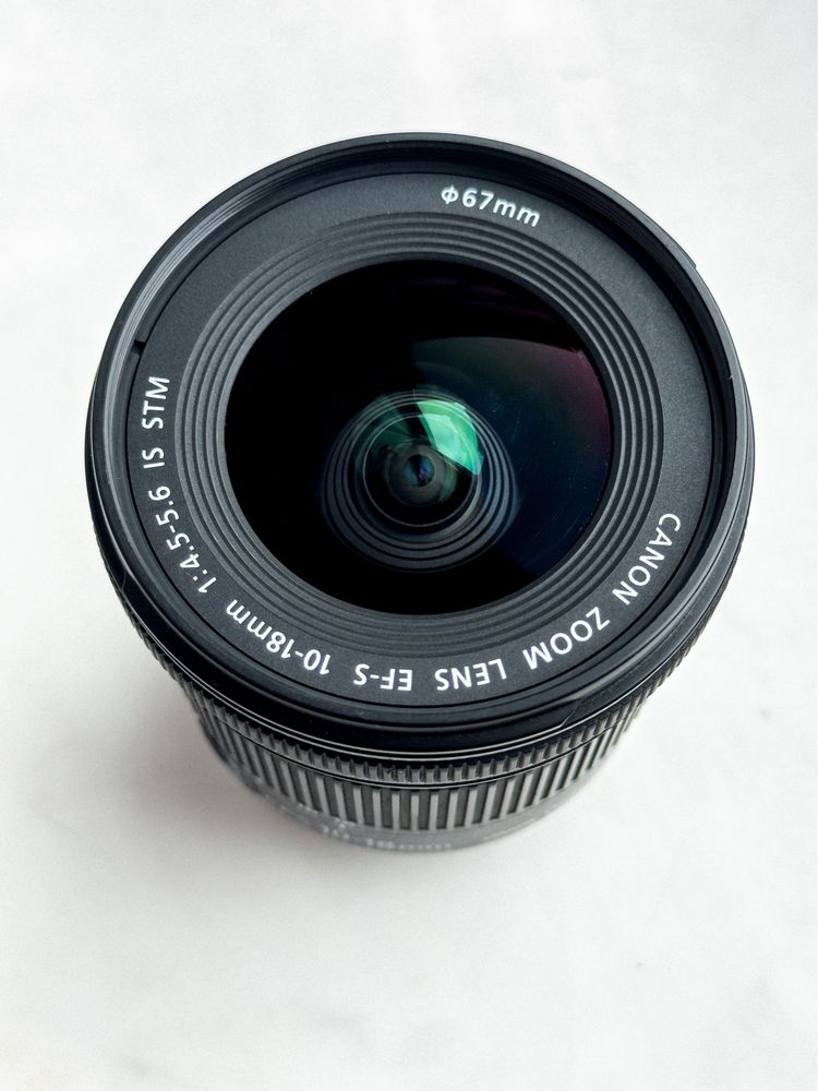Szerokokątny obiektyw Canon 10-18 mm f/4.5-5.6 EF-S IS STM