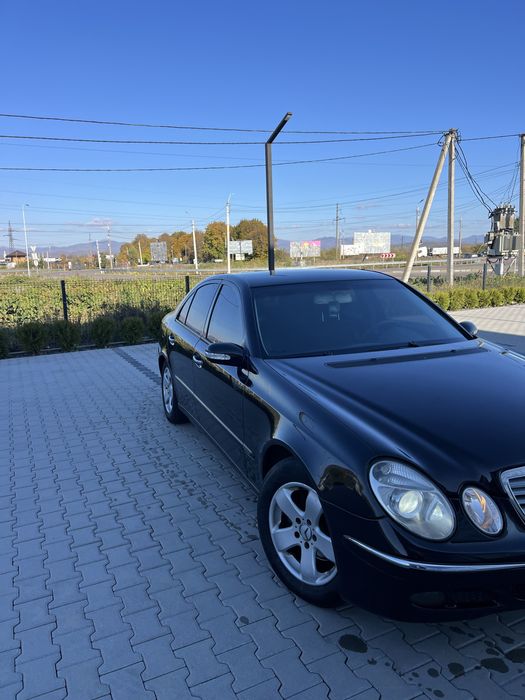 Продам Mercedes E-Class W211