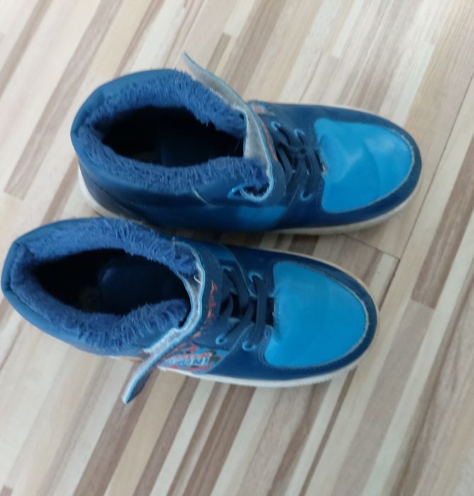 Buty dla chłopca sprzedam