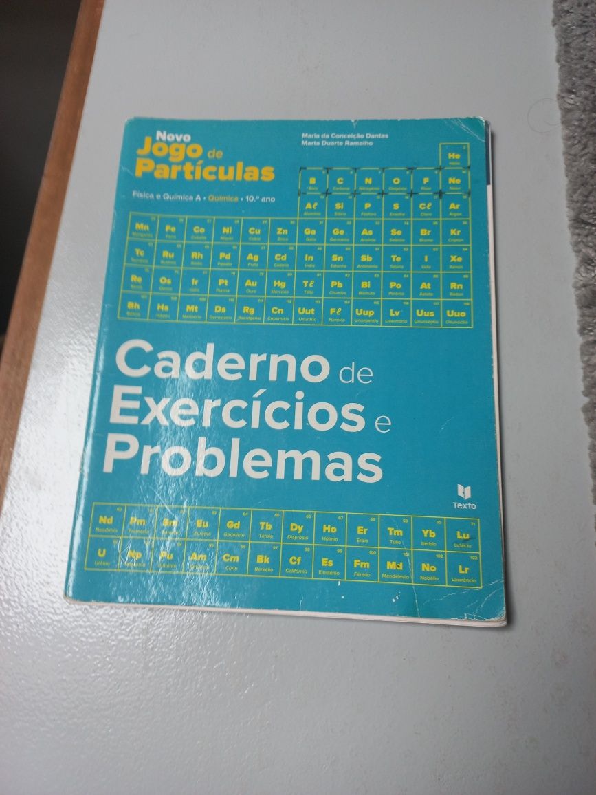 Livros  10°ano FQ A Novo Jogo de Partículas Há Física entre Nós