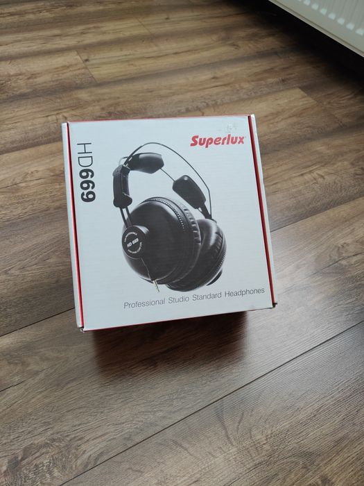 Słuchawki Superlux HD669