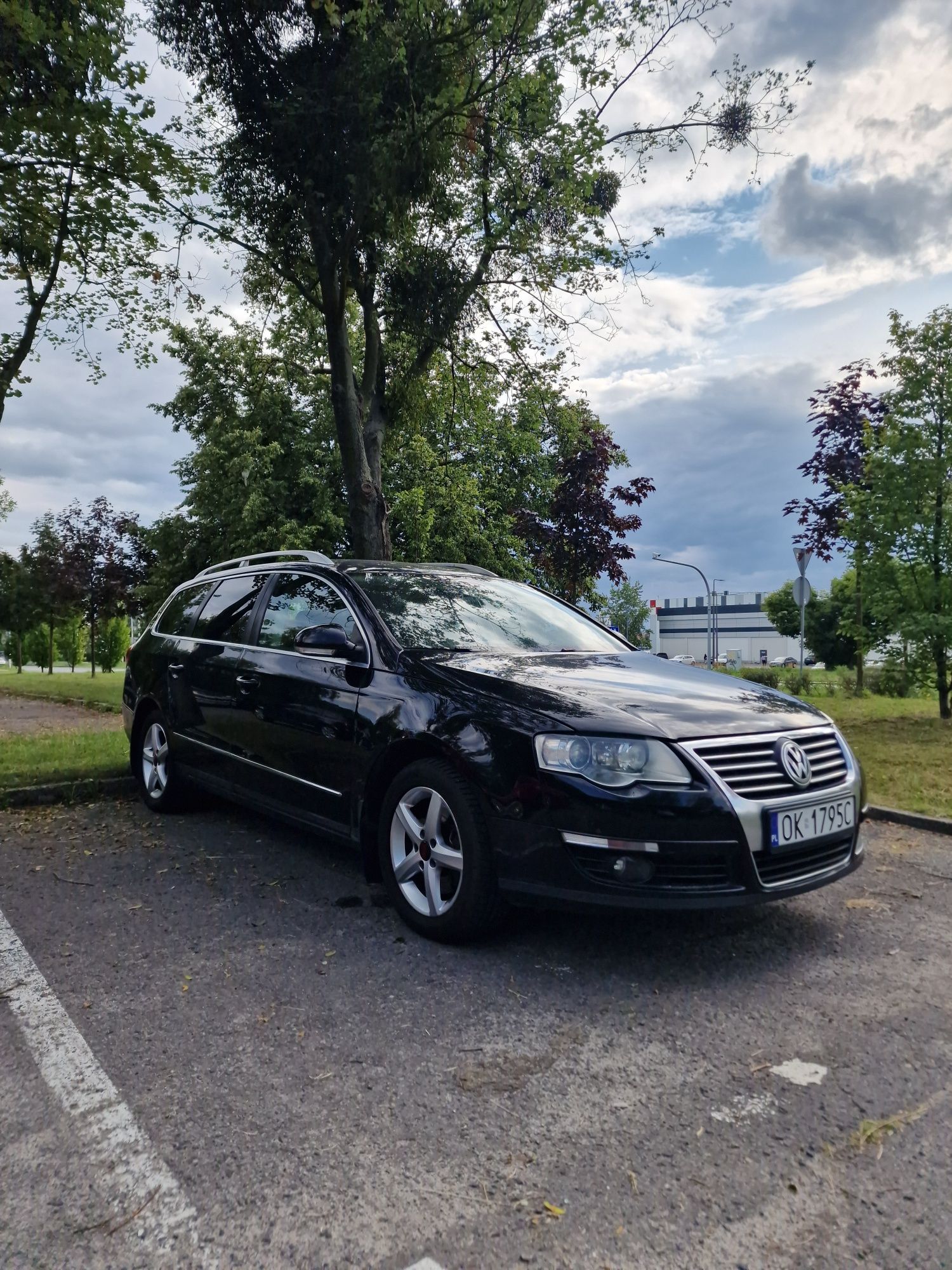 Volkswagen Passat B6 Kombi Highline 2.0 TDI 170KM DSG