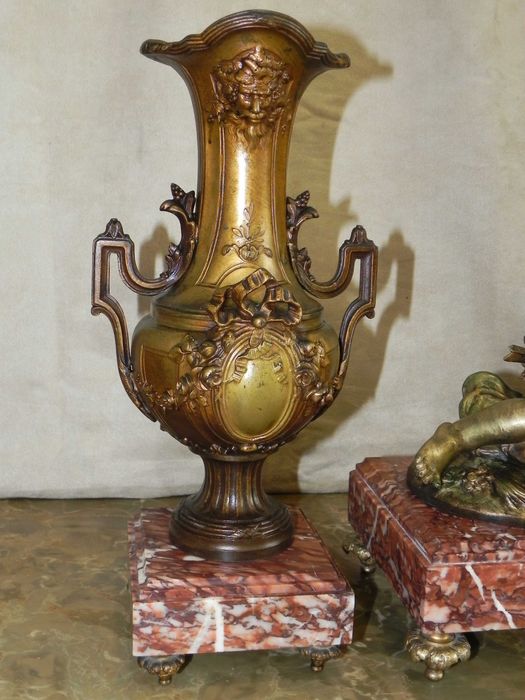 Zegar kominkowy figuralny, sygnowany antyk, L.&F. Moreau