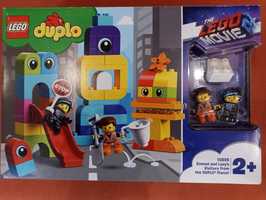 LEGO DUPLO Гости Эммета и Люси с планеты DUPLO 10895