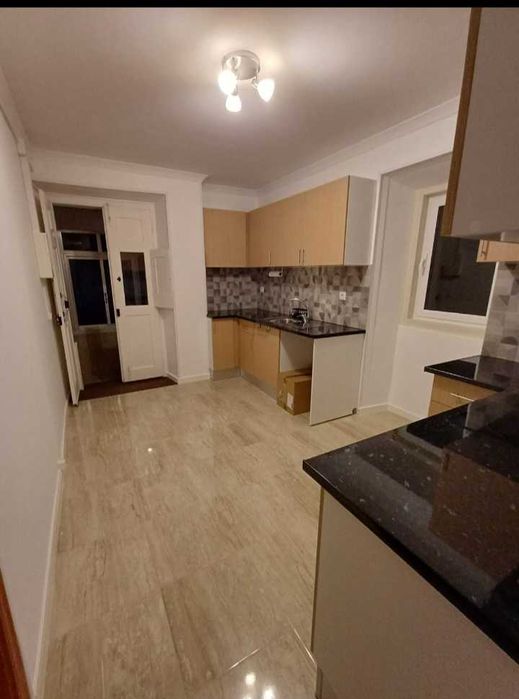 Moradia T4 disponível para arrendamento em 08 de fevereiro 2026